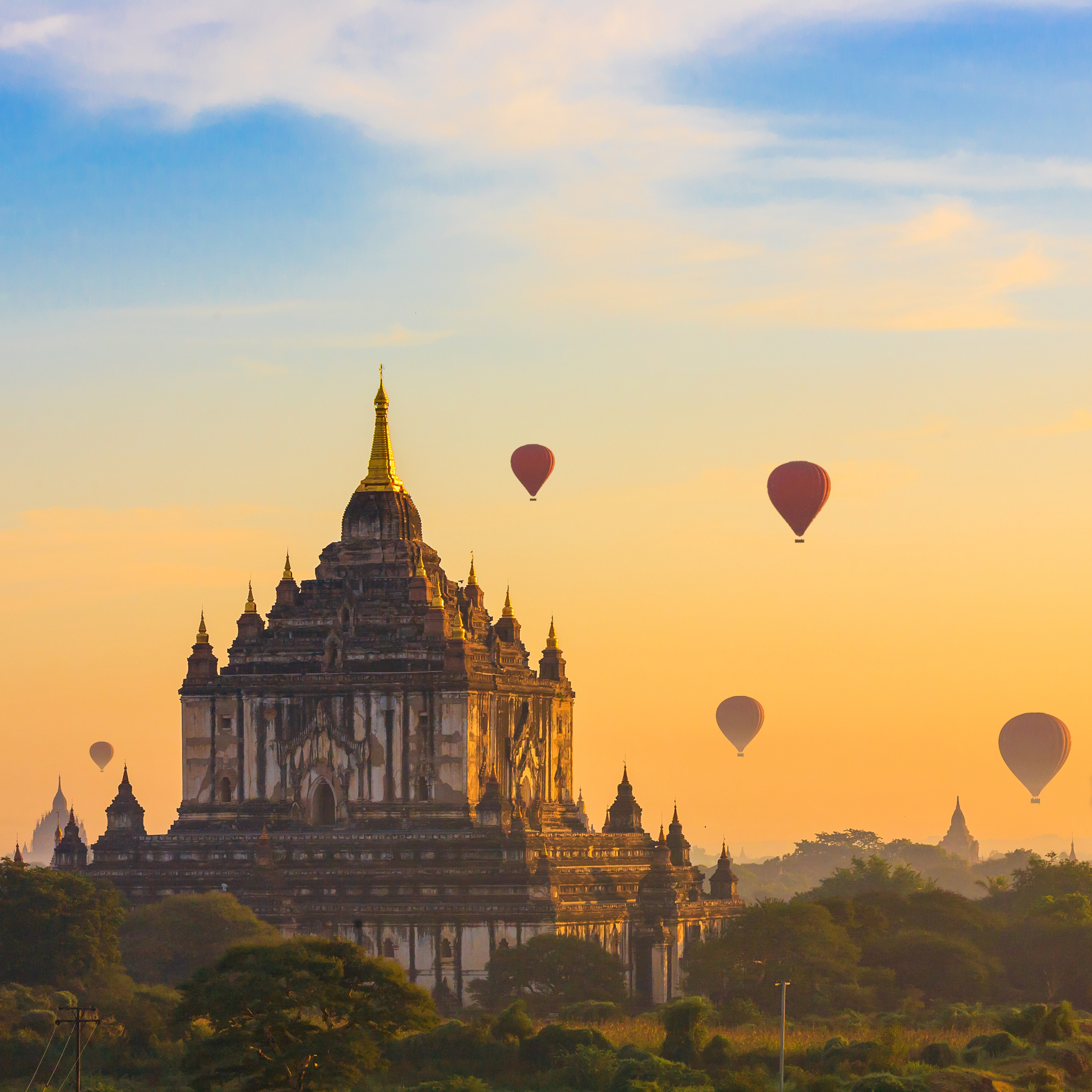 Itinerario de viaje a medida por Myanmar, antigua Birmania; viaje en globo sobre Bagan